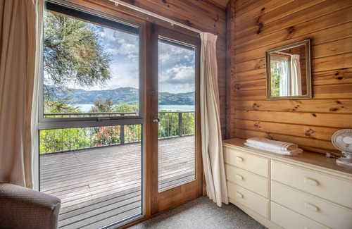 Akaroa House | Ideal Family Retreat at Belle Vue Haven, Akaroa