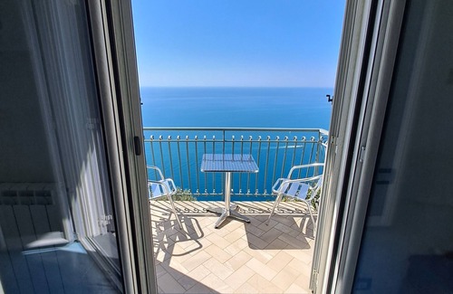 San Michele Apartment | Belle Vue House