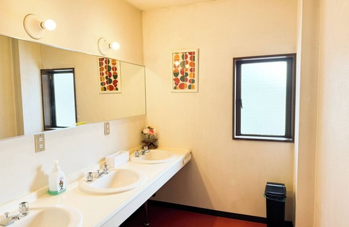 Yuzawa-machi Cabin | Top-Rated Belle Vue Nishiura with Breakfast & Family Amenities