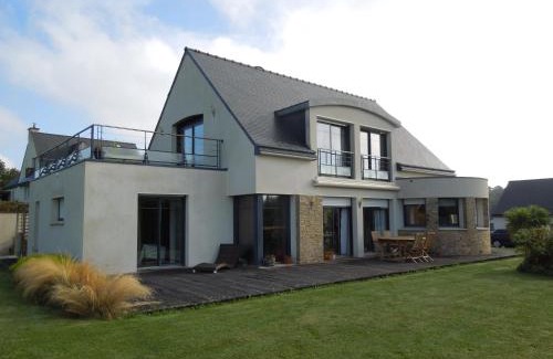 Saint-Michel-en-Greve Apartment | Scenic Oceanfront Retreat at Belle Vue Sur Mer