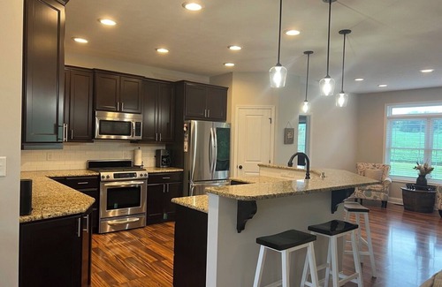 Bellefonte House | Cozy Bellefonte Home Near PSU with Hot Tub & Family Perks