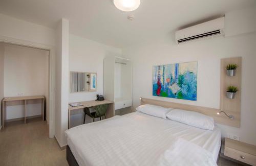 Orebic Hotel | Discover Aminess Casa Bellevue: Oceanfront Bliss Awaits