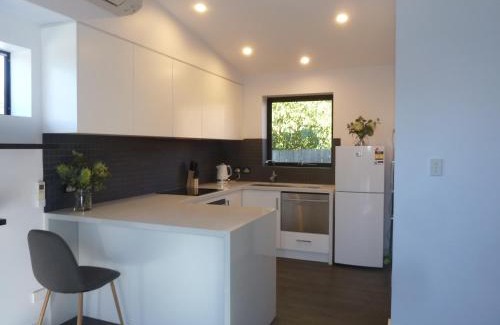 Bridport Apartment | Accessible Family Retreat at Bellevue on Bentley - Unit 1
