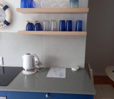 Still Bay Apartment | Inviting Bellevue Resort: Family-Friendly with Pool Access