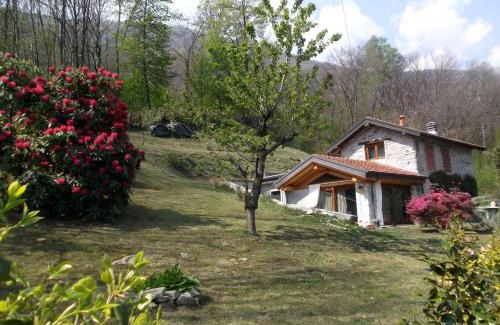 Omegna House | Idyllic Bellissimo Rustico with Oceanfront Views, 9.8/10