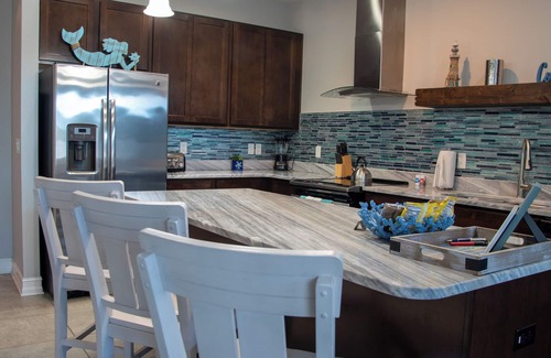 Golden Beach Estates House | Unwind at Bello 8: Oceanfront Retreat with Pool & Views