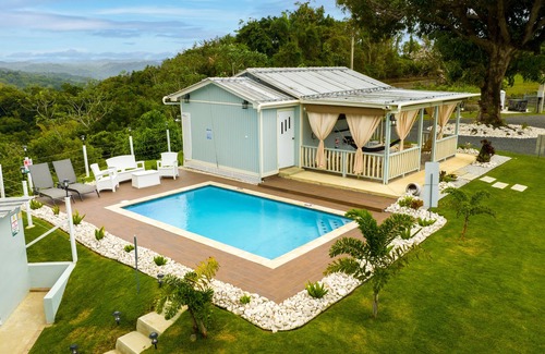 Anasco House | Quaint Bello Amanecer Guest House with Private Pool & Spa