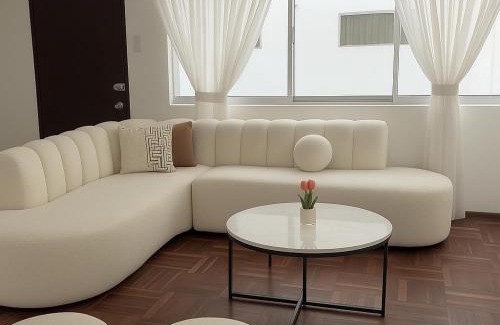 Armendariz Apartment | Bello departamento frente a Larcomar Miraflores