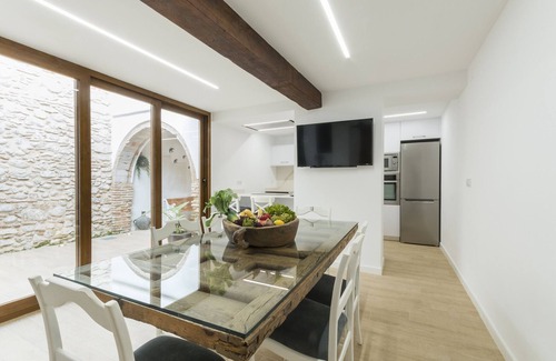 Bellreguard House | Cozy Bellreguard House with Free Wifi & Family Amenities