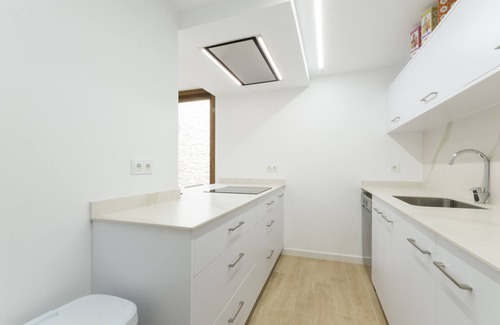 Bellreguard House | Cozy Bellreguard House with Free Wifi & Family Amenities