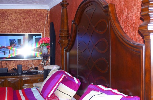 Ol Kalou Bed & Breakfast | Comfortable Stay at Bells Guest House with Family-Friendly Amenities
