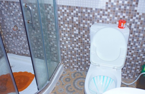 Ol Kalou Bed & Breakfast | Comfortable Stay at Bells Guest House with Family-Friendly Amenities