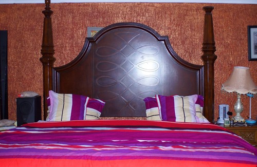 Ol Kalou Bed & Breakfast | Comfortable Stay at Bells Guest House with Family-Friendly Amenities