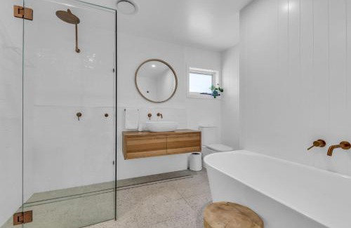 Merimbula Apartment | Bellvilla - Brolga Suite