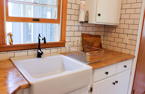 Roxbury House | Idyllic Bellwood Cottage: Pet-Friendly Retreat in Catskills