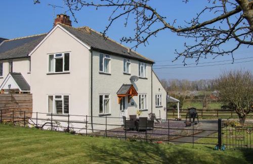 St Martins House | Belmont Bridge: Family-Friendly 4-Star Hotel with Top Reviews
