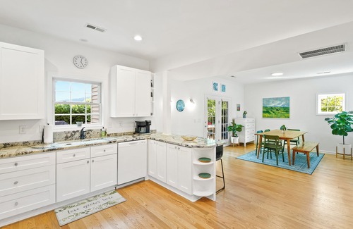 Fifeville House | Belmont Oasis in Downtown Cville: Family-Friendly Retreat