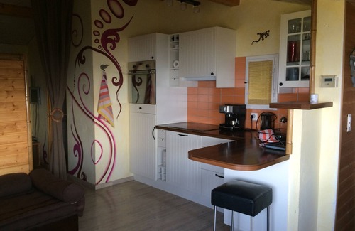 Belmont-sur-Lausanne Ski Chalet | Scenic Belmont Sur Lausanne: Cozy Studio by the Lake