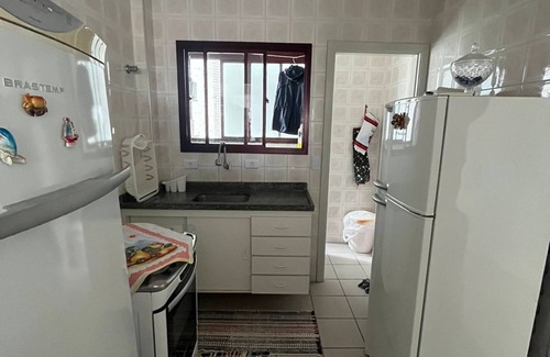 Martim de Sa Apartment | Ideal Apartment Steps from Martim de Sá Beach - Family-Friendly