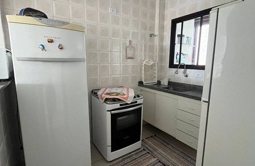 Martim de Sa Apartment | Ideal Apartment Steps from Martim de Sá Beach - Family-Friendly