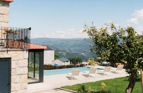 Pacos de Gaiolo Villa | Belo Douro - Private Pool - Douro Valley - by RowdHouses