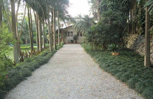 Cotia House | Relaxing Retreat with Pool & Green Area Near Pinheiros