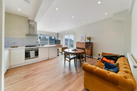 Newcastle Other | Explore Belong Cabins: Pet-Friendly Retreat with Pool & Hot Tub