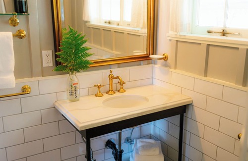 Glen Ellen Bed & Breakfast | Experience Beltane Ranch: 4-Star Stay with Family-Friendly Perks