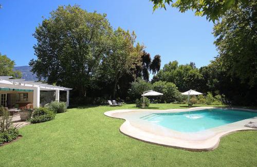 Constantia House | Relax at Beluga of Constantia Guest House with Ocean Views