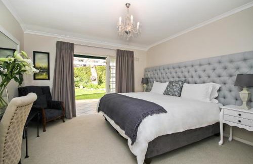 Constantia House | Relax at Beluga of Constantia Guest House with Ocean Views