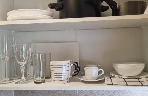 Bekescsaba Apartment | Belvárosi Pihenőház: Eco-Friendly Retreat with Ocean Views