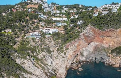 Aiguablava Apartment | Relax at Le Balcon de la Mer: Pool & Oceanfront Views