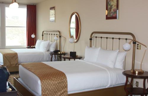 Tonopah Hotel | Belvada Hotel: Guest Rated 9/10 with Pet-Friendly Amenities
