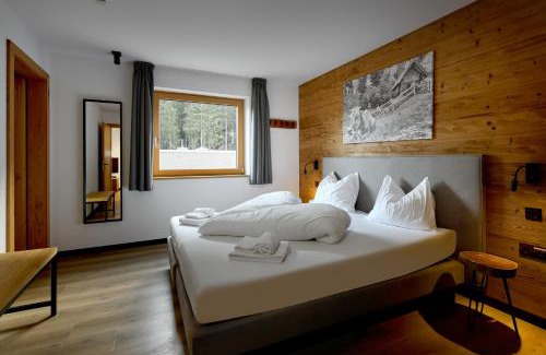 Gargellen Apartment | Discover Alpin-Resort Montafon Haus 3: Pet-Friendly Retreat