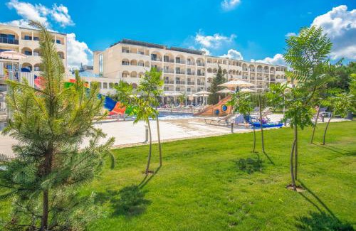 Primorsko Hotel | Belvedere Hotel: All-Inclusive Oasis with Private Beach