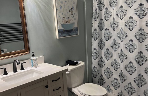 Old Mystic House | Belvedere: 4-Star Comfort with Breakfast & Family-Friendly Amenities