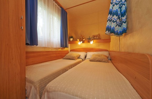 Baia Domizia Ski Chalet | Explore Belvilla by OYO Baia Domizia: Family-Friendly Getaway