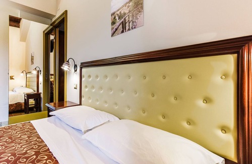 Carlentini House | Relaxing Family Getaway at Belvilla by OYO Bilo Badiula