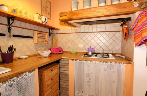 Graffignano Cottage | Relax at Belvilla by OYO Casaletto Graffi with Pool & Breakfast