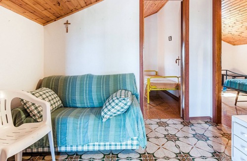 Agnone Bagni House | Pet-Friendly Belvilla by OYO Casa Fassari with Ocean Views