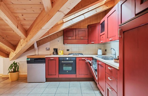 Brez Apartment | Top-Rated Belvilla by OYO Apartment in Brez with Kitchen