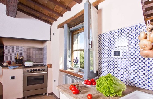Acqualagna House | Discover Belvilla by OYO Del Frontino: Pet-Friendly Retreat