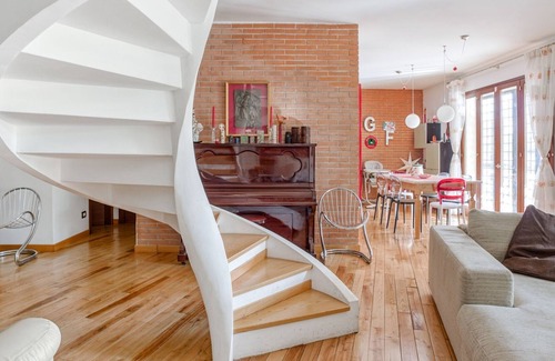 Riano Villa | Belvilla by OYO Guest House Belvedere