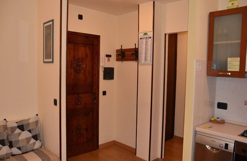 Antey-Saint-Andre Ski Chalet | Family-Friendly Getaway at Belvilla by OYO Roby Bilo 6