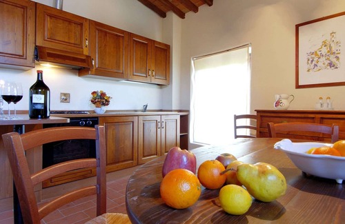 Greve in Chianti House | Serene Apartment with Garden and Pool - Guest Rated 9/10