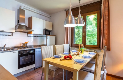 Stresa House | Family-Friendly Stay at Belvilla by OYO Verdelago 16