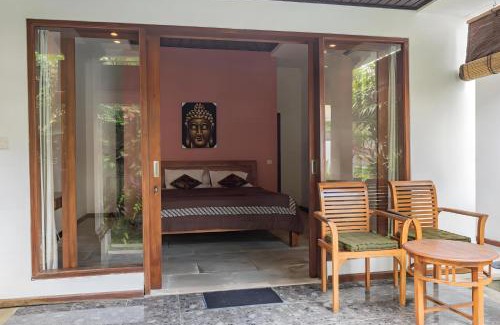 Kutuh Kaja Hotel | Relax at Belvilla Nirvana Near Monkey Forest with Pool