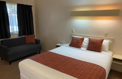 Forbes Hotel | Pet and Child Friendly at Ben Hall Motor Inn - 4 Star Comfort