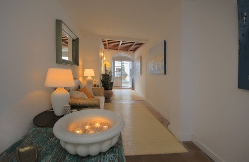 Tarifa House | Benali Guesthouse: Relaxation with Spa and Family Amenities