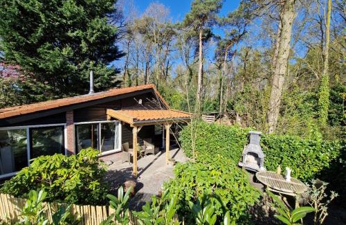 Wouwse Plantage Bed & Breakfast | Discover BenB Op de Vleet: Guest Rated 9.1 with Breakfast